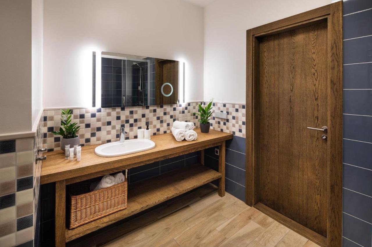 Riga Riverside Spacious One Bedroom Apartment Exterior photo